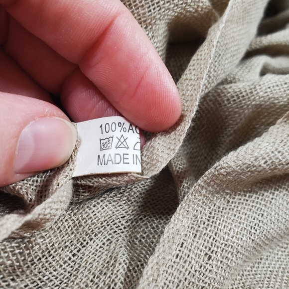 Pleated Herringbone Tan Scarf - Picture 4 of 7